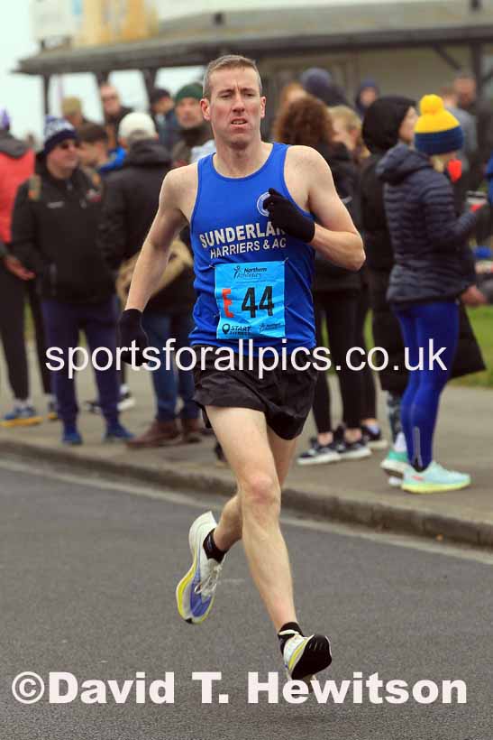 Senior mens 12 Stage 2023 Northern Mens 12 stage and Womens 6 Stage Relays and Young Athletes, Redcar. Photo: David T. Hewitson/Sports for All Pics